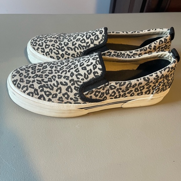 Women’s Sperry Shoes size 11 - Picture 3 of 9